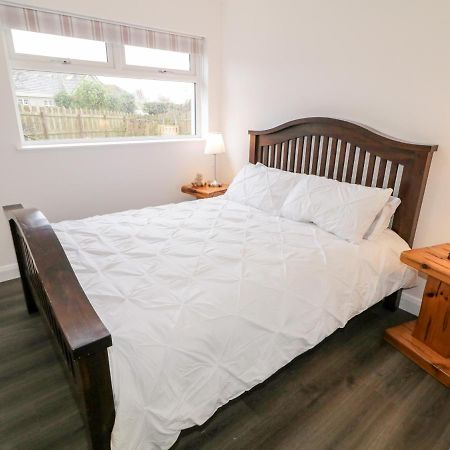 19A Lismenary Road Villa Ballyclare Exteriör bild